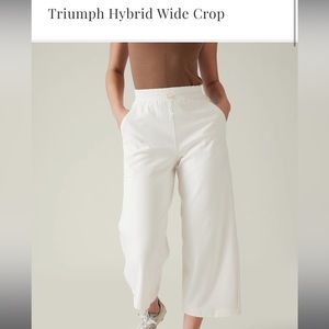 Athleta TRIUMPH HYBRID WIDE LEG CROP